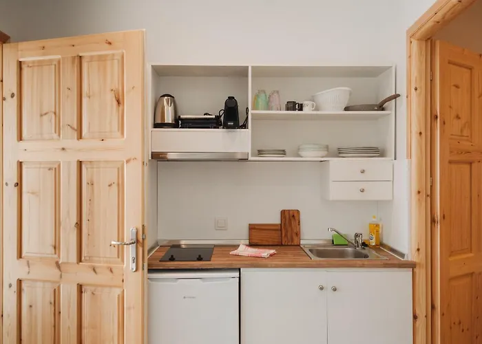 Daire Votsalo Cozy *