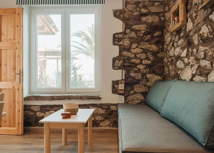 Daire Votsalo Cozy *