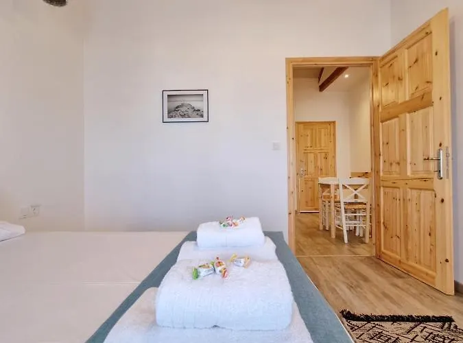 Daire Votsalo Cozy *